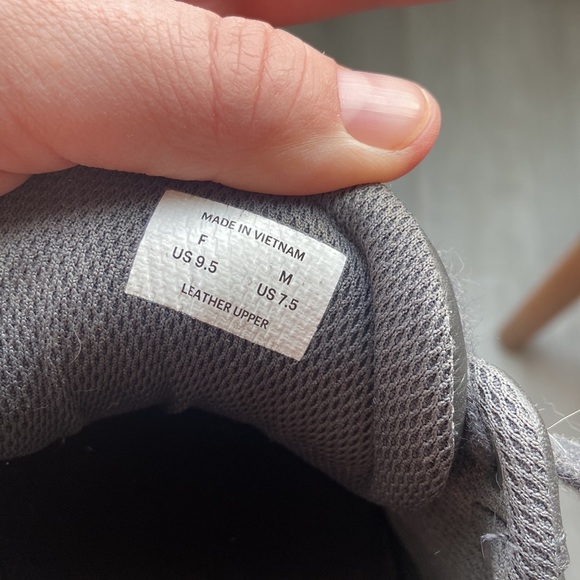 Everlane Tread Sneakers - Picture 5 of 7